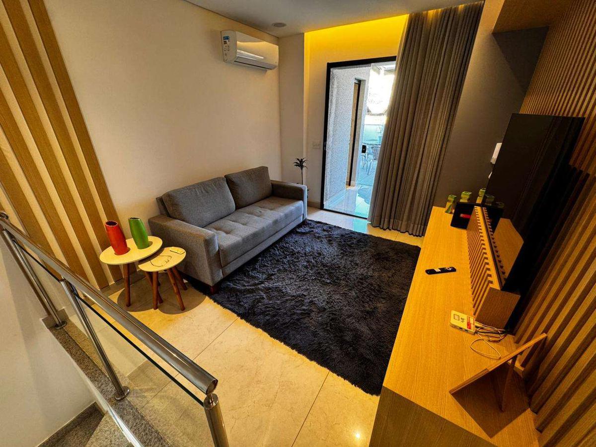 Cobertura, Sagrada Família, 2 Quartos, 2 Vagas, 2 Suítes