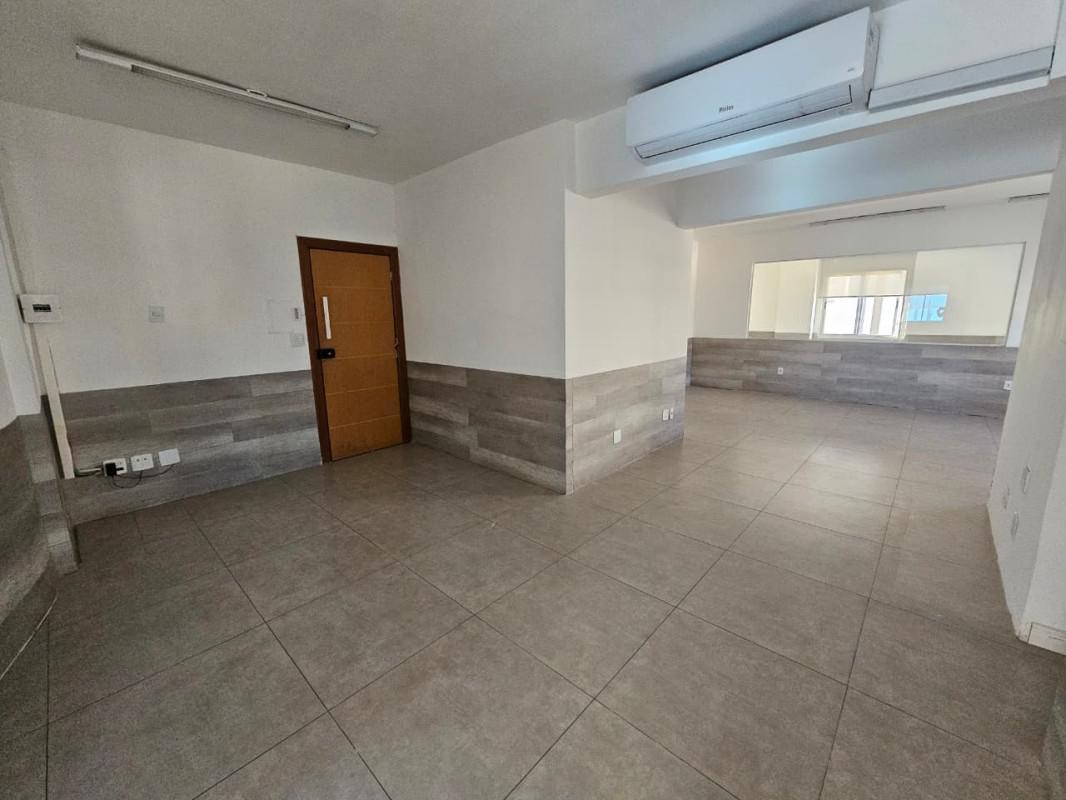 Sala, Estoril, 0 Quarto, 0 Vaga