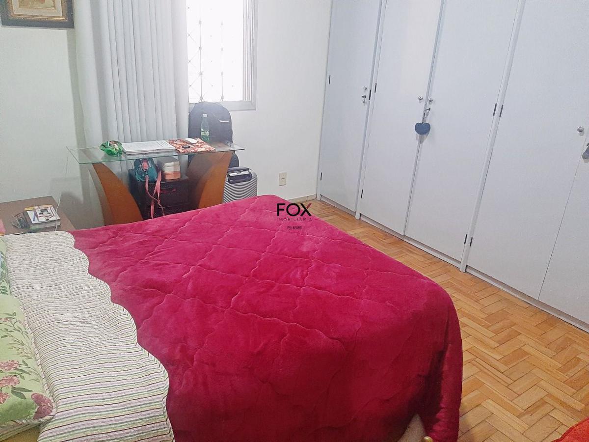 Casa, Colégio Batista, 6 Quartos, 2 Vagas, 1 Suíte