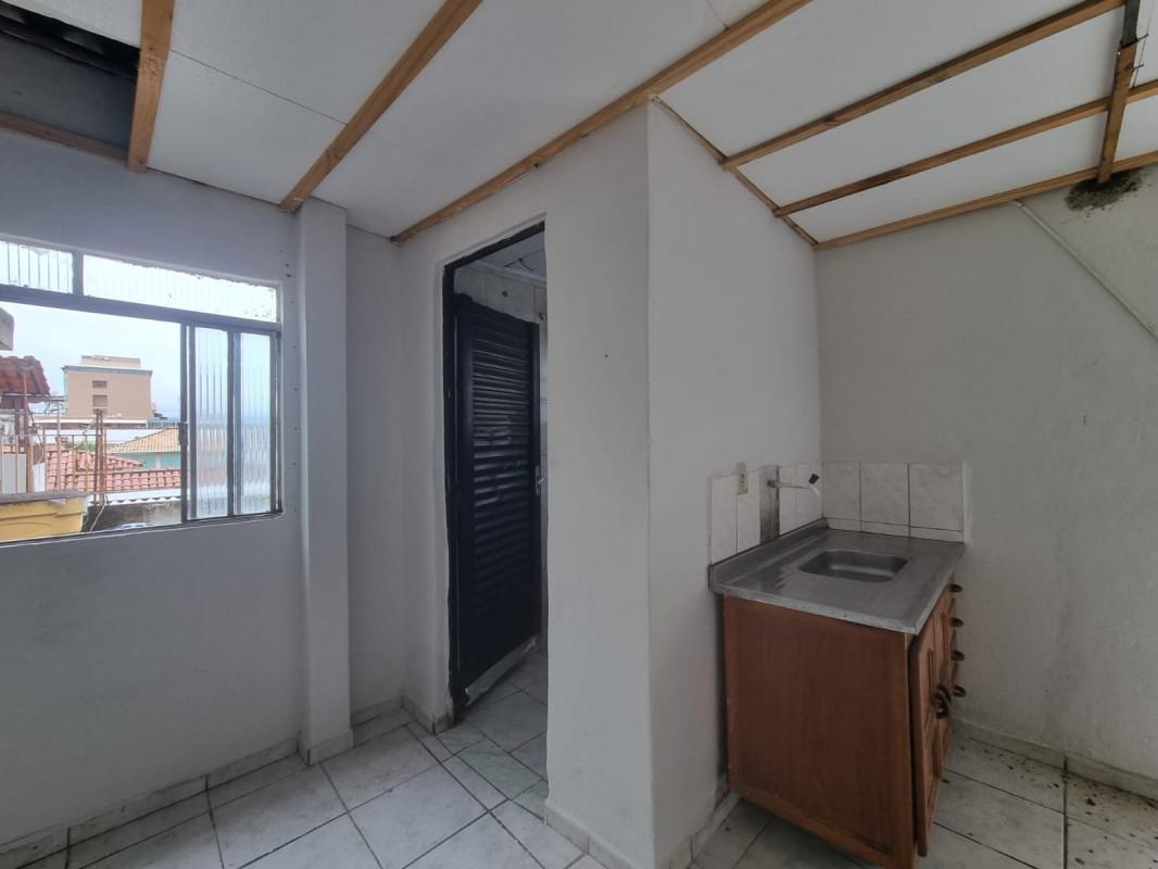 Quitinete, Industrial, 1 Quarto, 0 Vaga