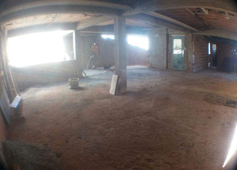Casa, Cabral, 4 Quartos, 5 Vagas, 2 Suítes
