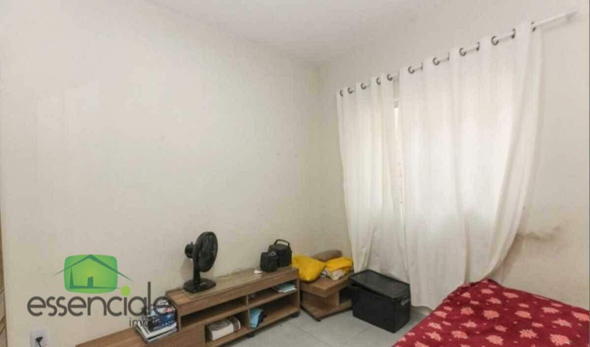 Casa, Industrial, 3 Quartos, 4 Vagas, 1 Suíte