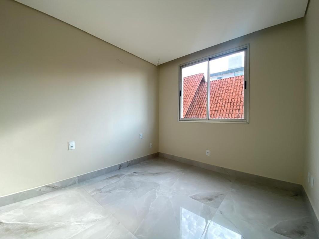Apartamento, Barreiro, 3 Quartos, 2 Vagas, 1 Suíte
