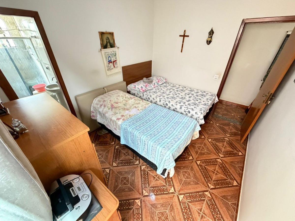 Casa, Floramar, 3 Quartos, 2 Vagas, 2 Suítes