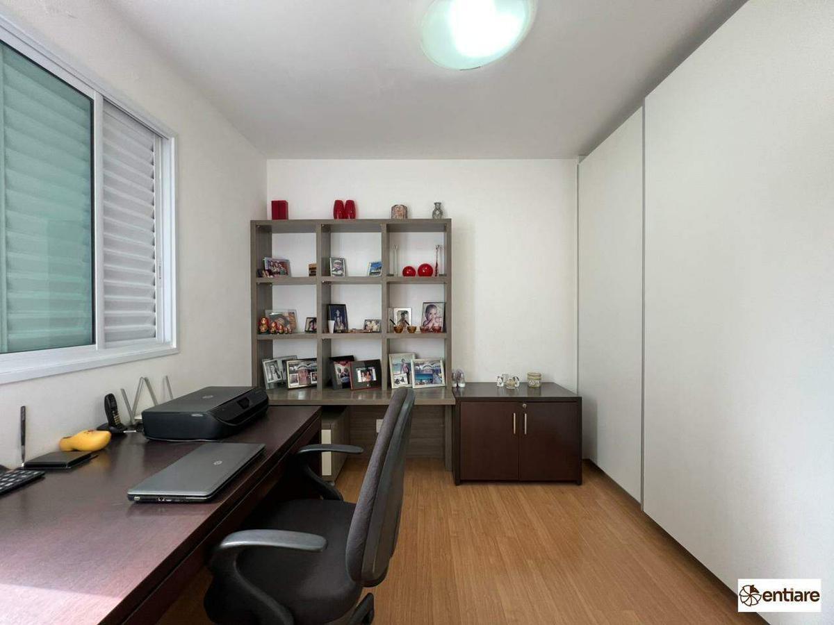 Apartamento, Coração de Jesus, 4 Quartos, 3 Vagas, 2 Suítes