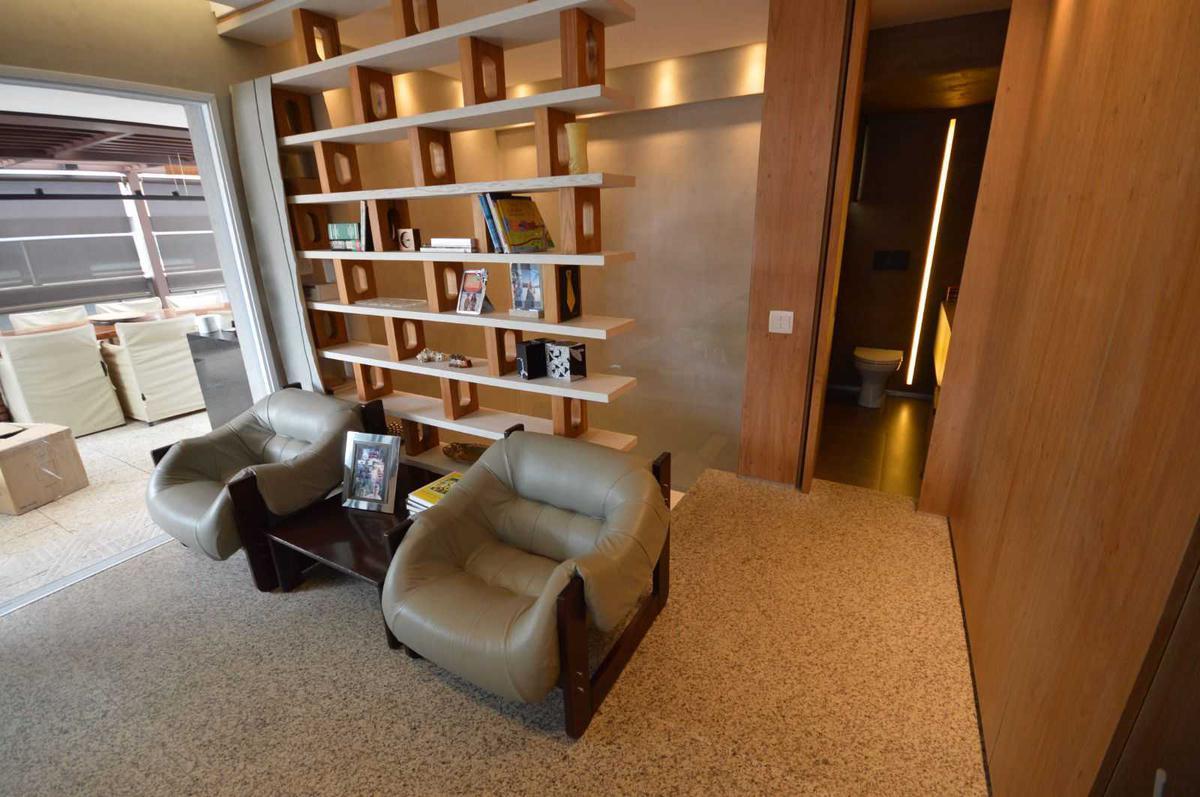 Cobertura, Lourdes, 2 Quartos, 3 Vagas, 1 Suíte