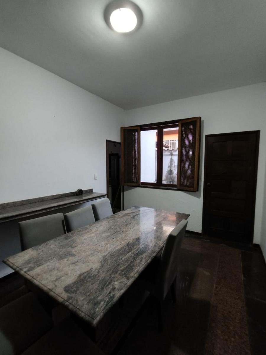 Casa, Cidade Nova, 4 Quartos, 4 Vagas, 1 Suíte