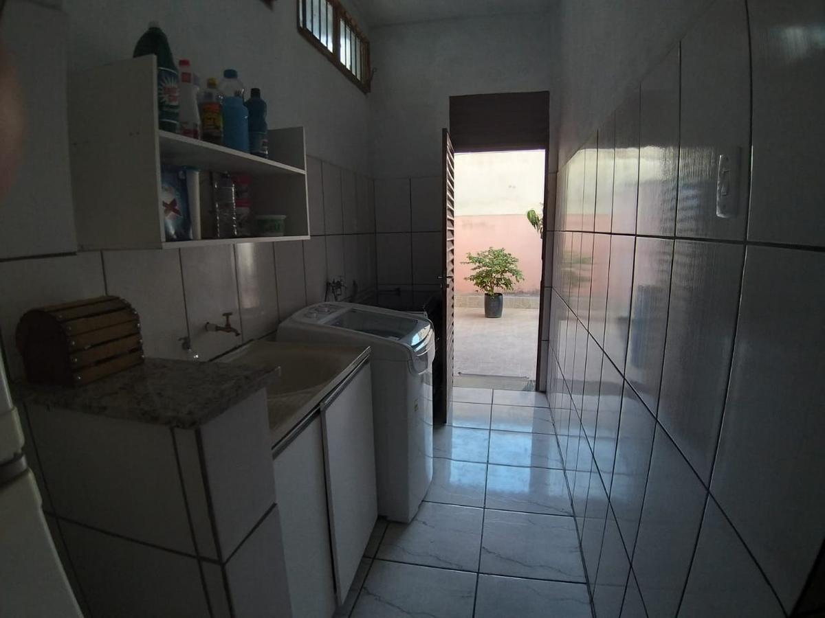 Casa, Aparecida, 2 Quartos, 7 Vagas, 1 Suíte