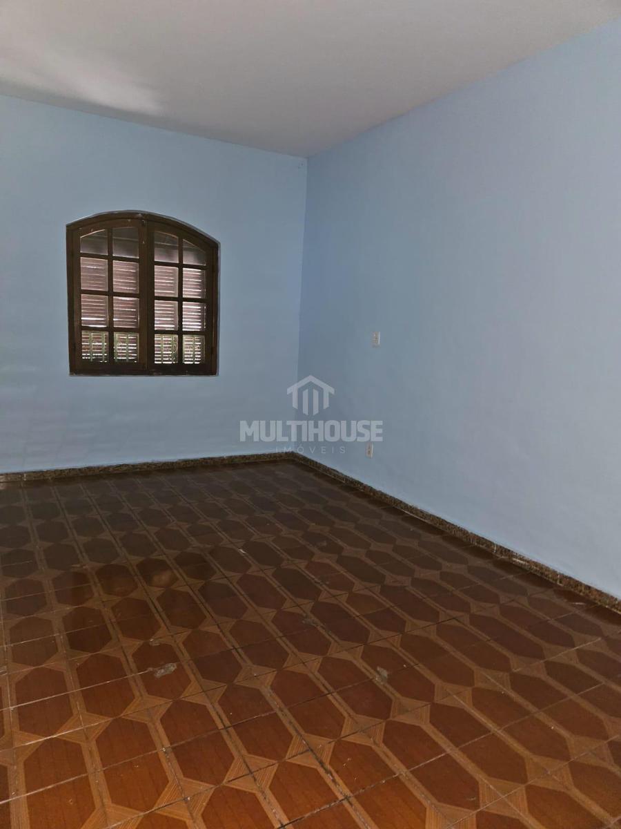 Casa, Santa Branca, 2 Quartos, 0 Vaga, 1 Suíte