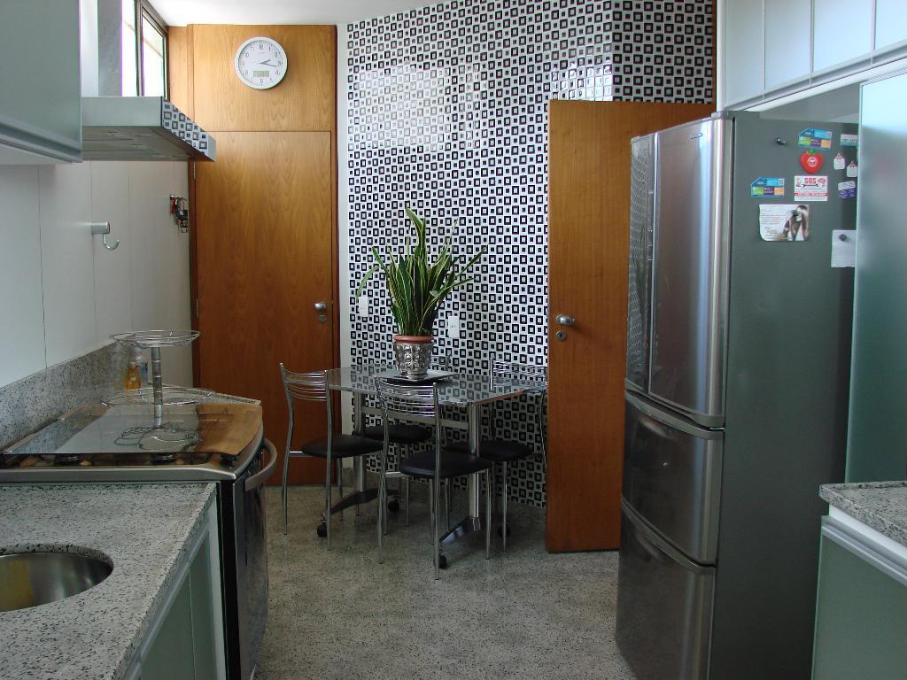 Apartamento, Serra, 3 Quartos, 3 Vagas, 3 Suítes