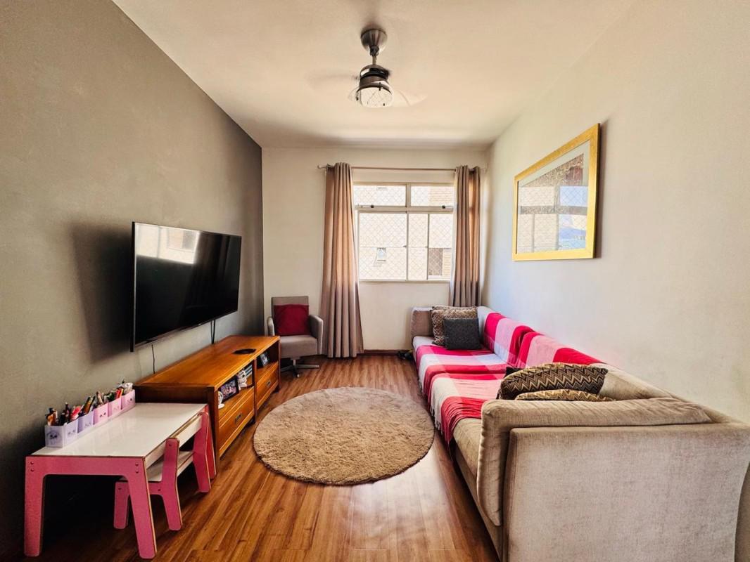 Apartamento, Estoril, 2 Quartos, 1 Vaga