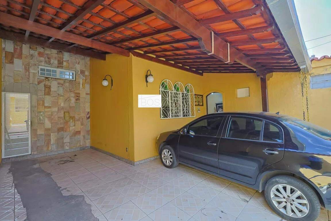 Casa, Caiçaras, 4 Quartos, 0 Vaga, 1 Suíte