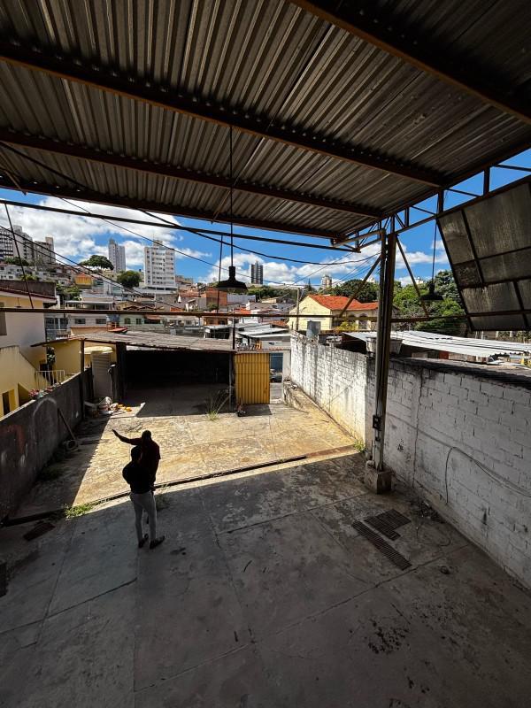 Galpão, Nova Floresta, 0 Quarto, 15 Vagas