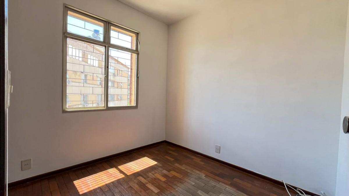 Apartamento, Vila Paris, 3 Quartos, 2 Vagas, 1 Suíte