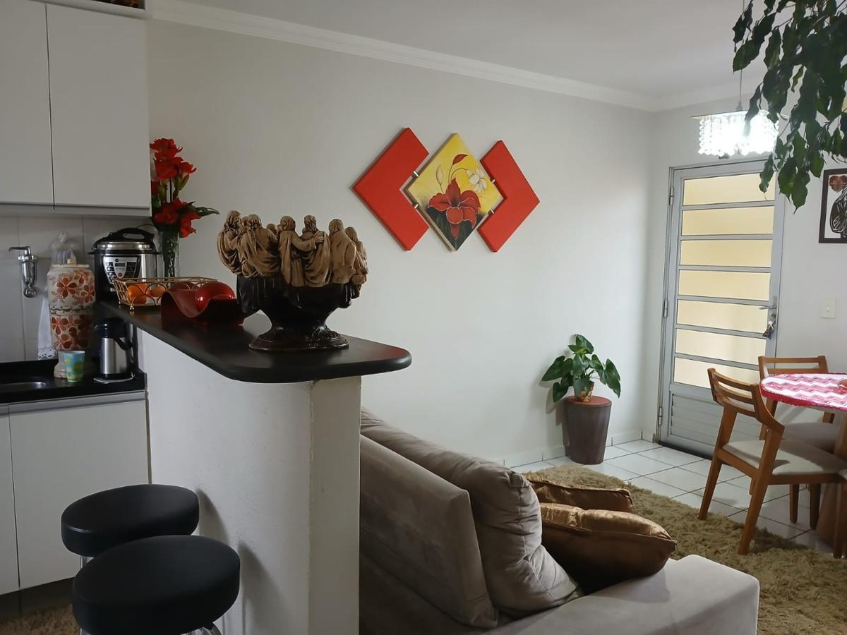 Apartamento, Vitória, 2 Quartos, 1 Vaga