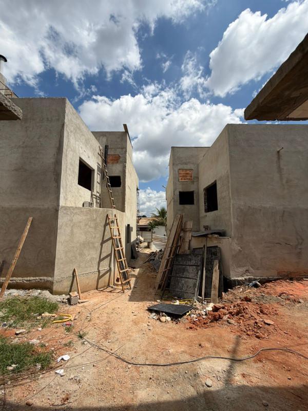 Casa, Masterville, 3 Quartos, 2 Vagas, 1 Suíte