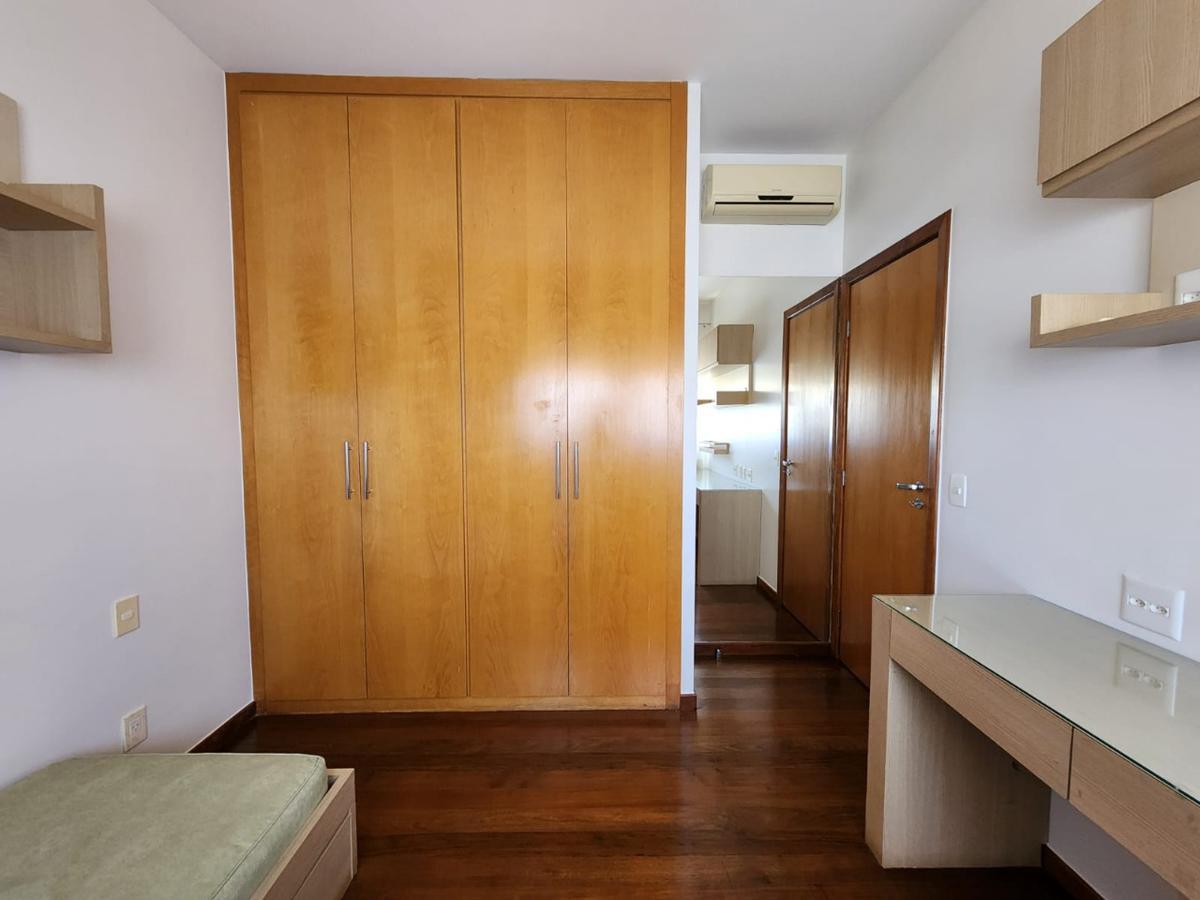 Apartamento, Funcionários, 4 Quartos, 3 Vagas, 2 Suítes