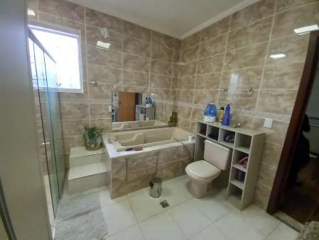 Casa, Santa Rosa, 3 Quartos, 2 Vagas, 1 Suíte