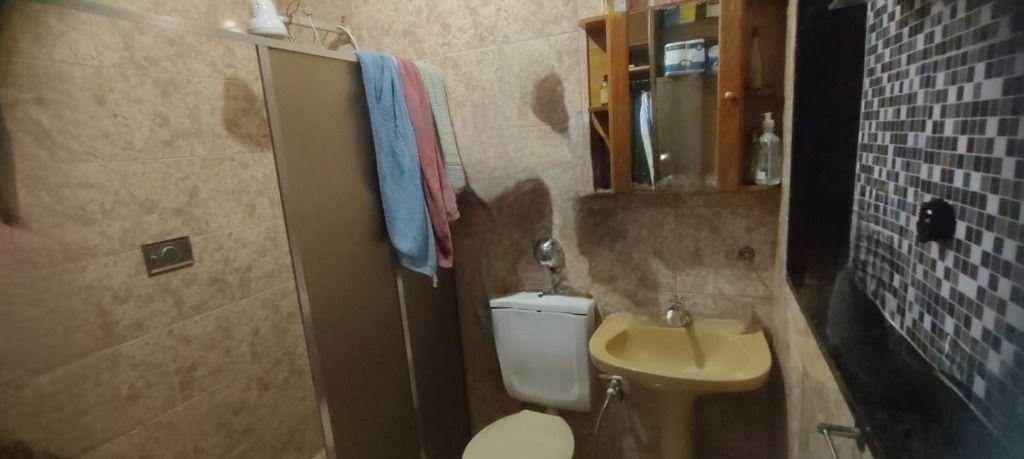 Casa, Nações Unidas, 4 Quartos, 0 Vaga, 1 Suíte