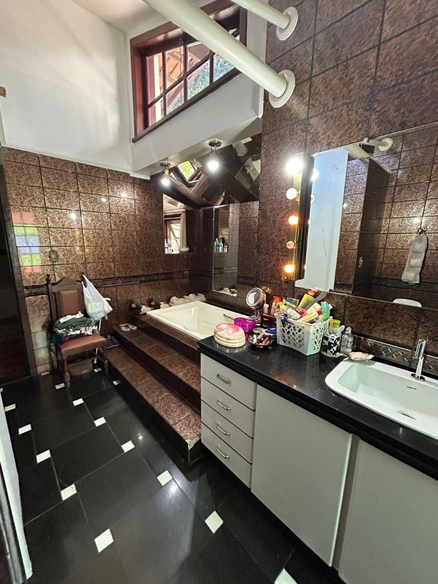 Casa, Luxemburgo, 5 Quartos, 4 Vagas, 3 Suítes