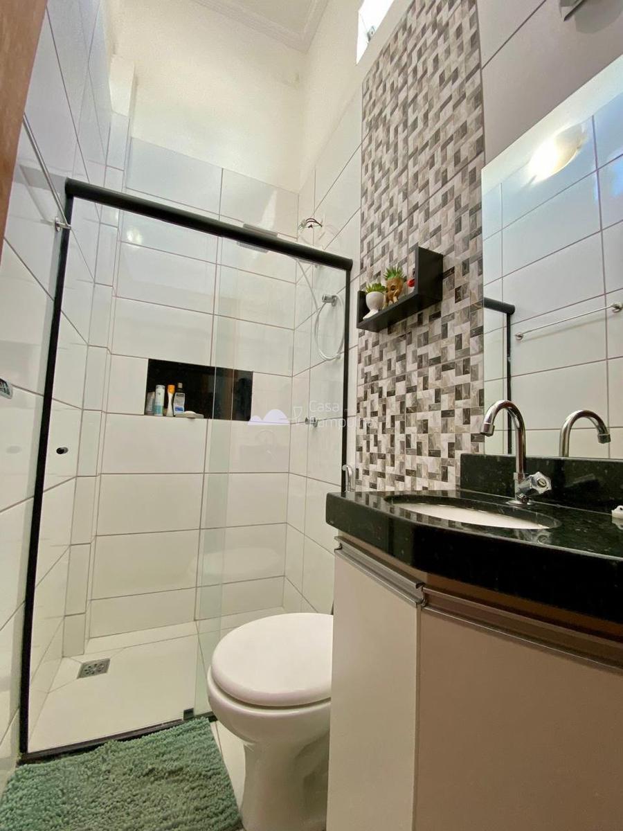 Casa, Europa, 3 Quartos, 1 Vaga, 1 Suíte