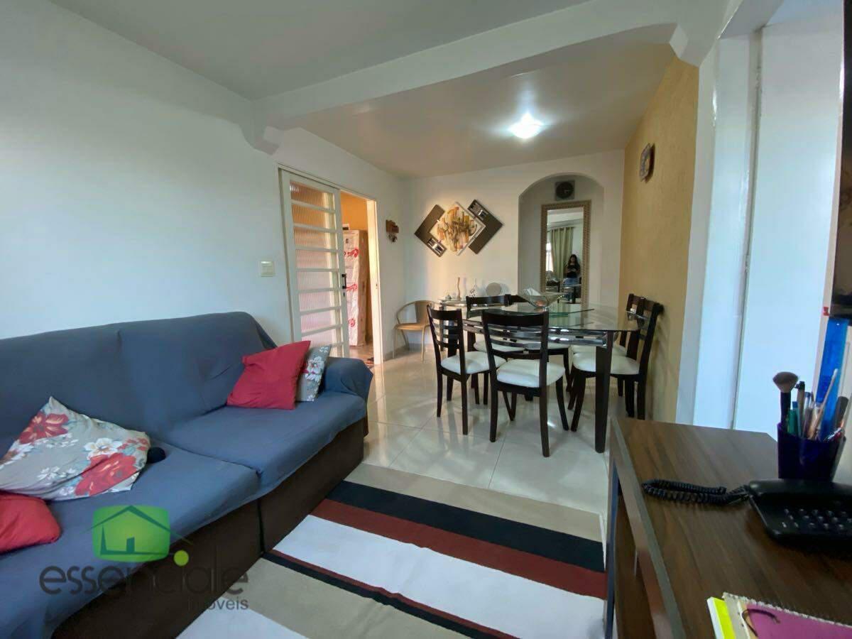 Casa, Conjunto Água Branca, 4 Quartos, 3 Vagas, 1 Suíte