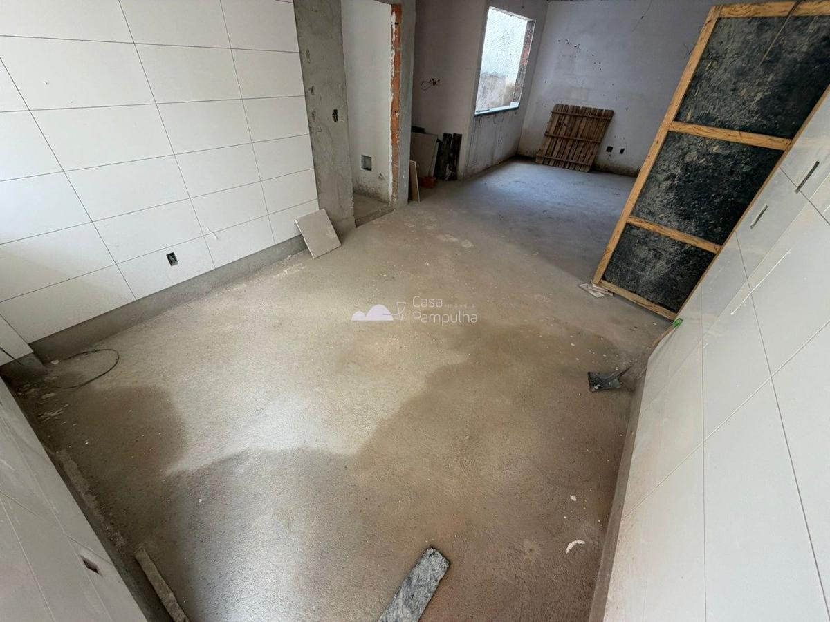 Apartamento, Santa Mônica, 2 Quartos, 1 Vaga, 1 Suíte