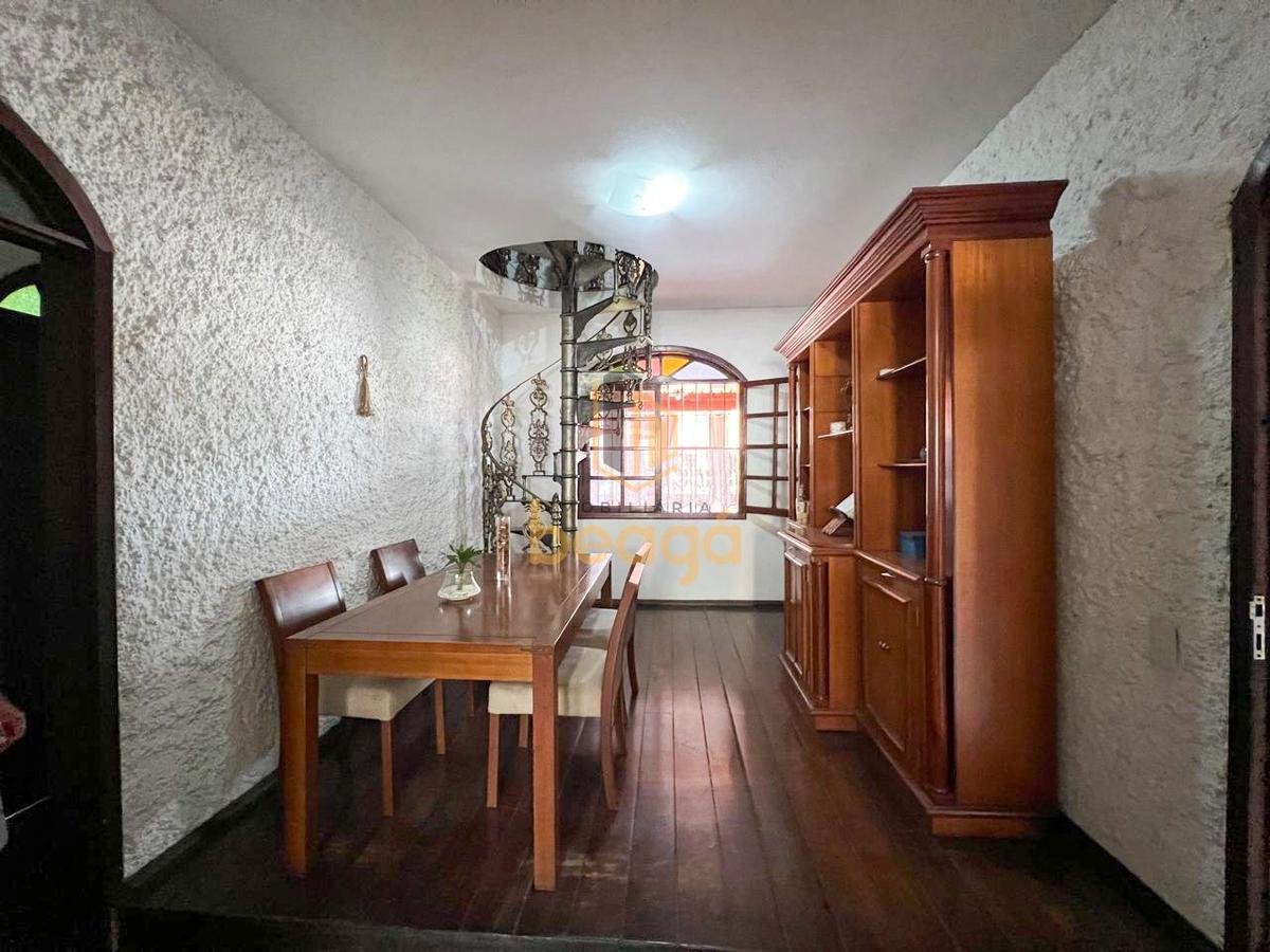 Casa, Ouro Preto, 4 Quartos, 3 Vagas, 1 Suíte