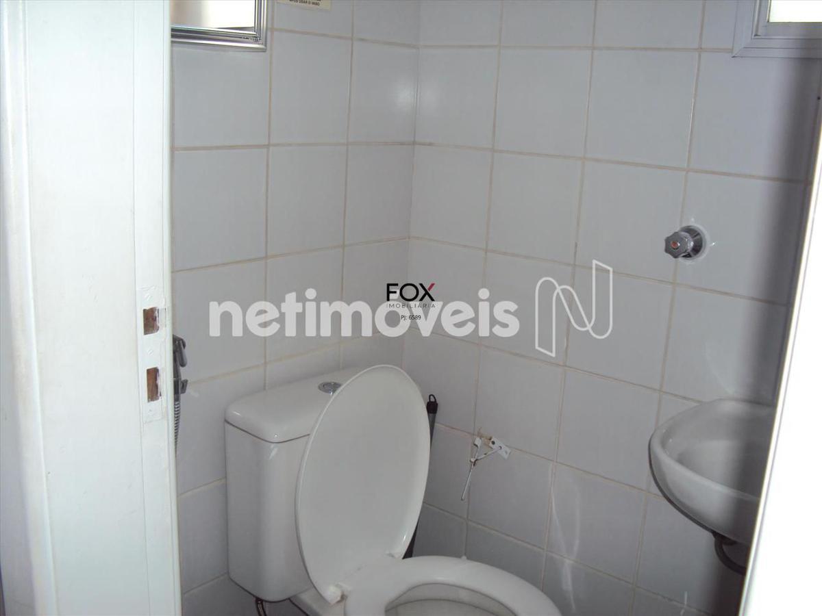 Sala, Barro Preto, 0 Quarto, 2 Vagas