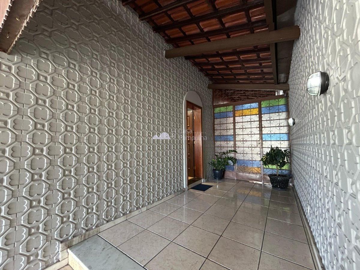 Casa, Itapoã, 3 Quartos, 4 Vagas, 1 Suíte
