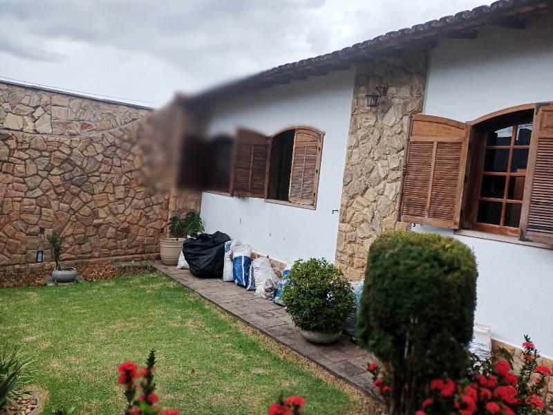 Casa, Caiçaras, 4 Quartos, 3 Vagas, 1 Suíte