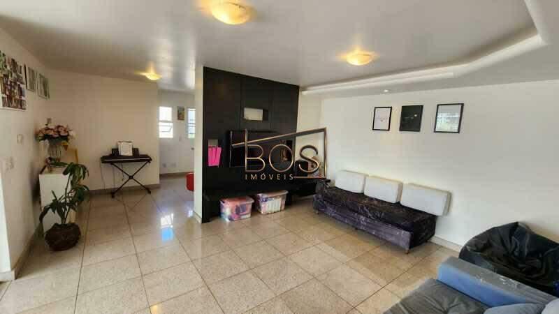 Cobertura, Funcionários, 4 Quartos, 4 Vagas, 2 Suítes