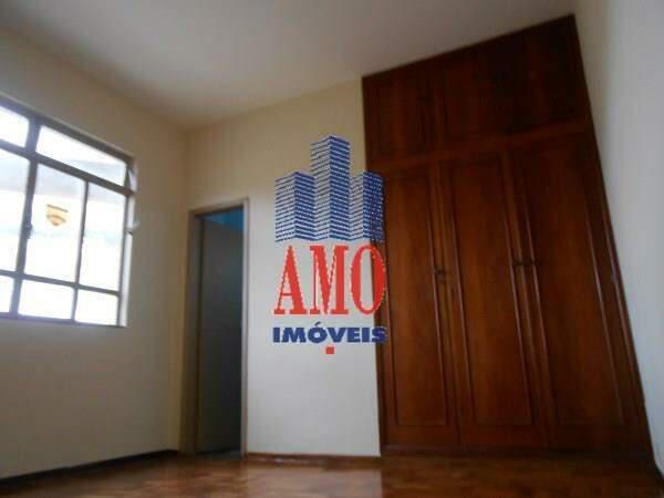 Casa, Caiçaras, 4 Quartos, 5 Vagas, 2 Suítes