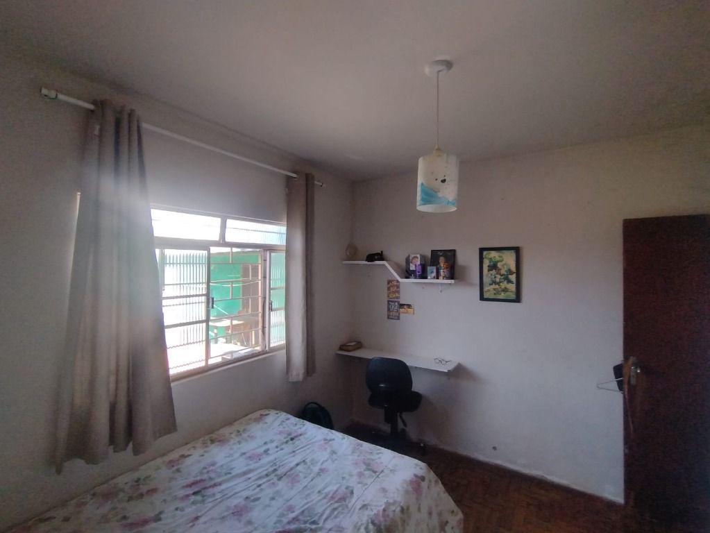 Casa, Itacolomi, 3 Quartos, 2 Vagas, 1 Suíte