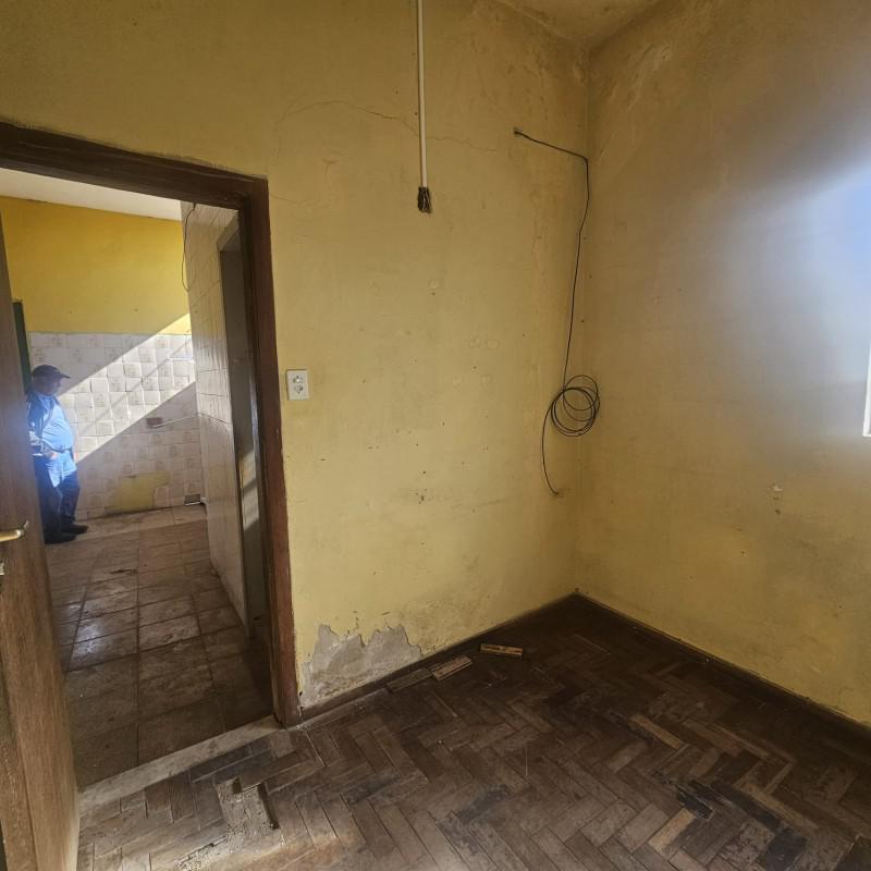 Casa Comercial, Nova Cintra, 5 Quartos, 2 Vagas, 1 Suíte