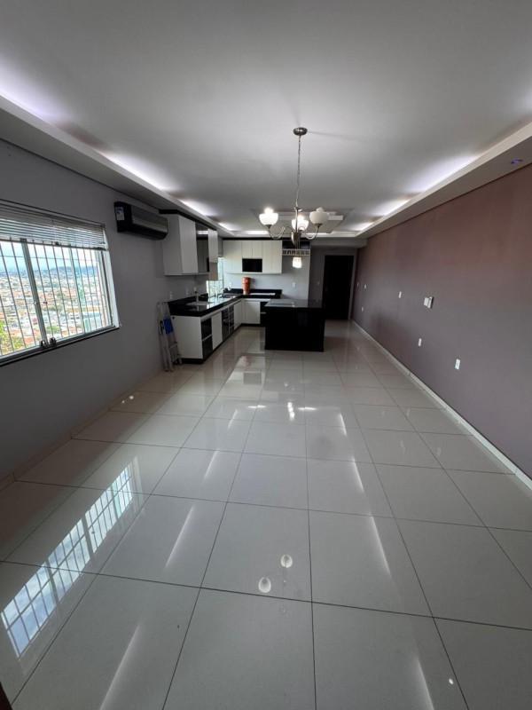 Casa, Tropical, 3 Quartos, 2 Vagas, 1 Suíte