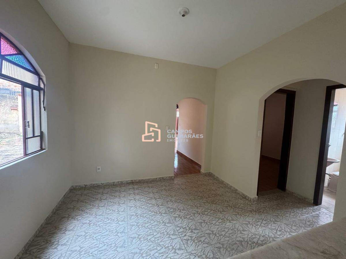 Casa, Brasília, 2 Quartos, 4 Vagas
