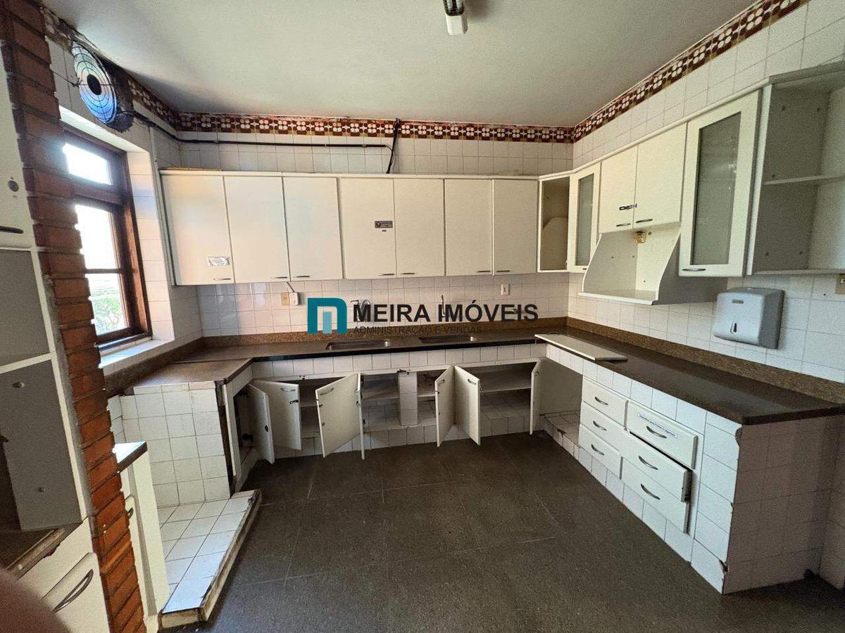 Casa, Gutierrez, 0 Quarto, 3 Vagas