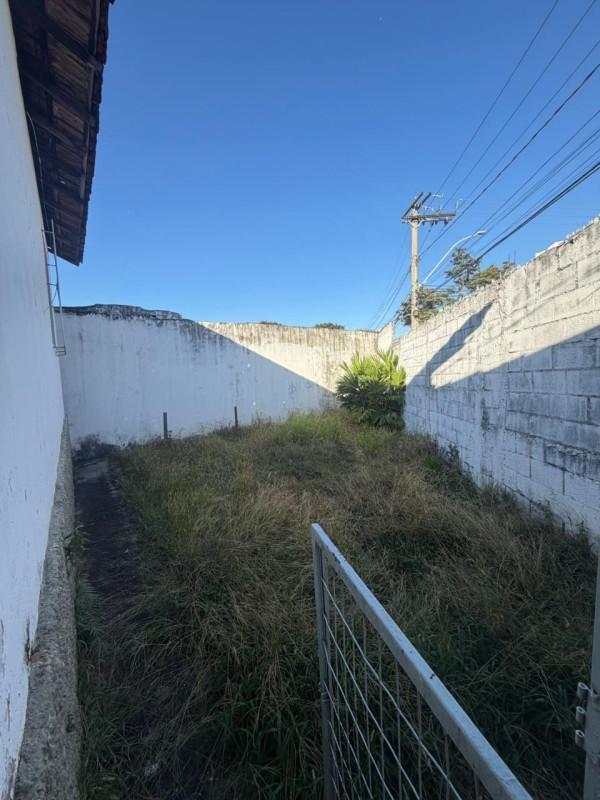 Casa, Alípio de Melo, 2 Quartos, 3 Vagas, 1 Suíte