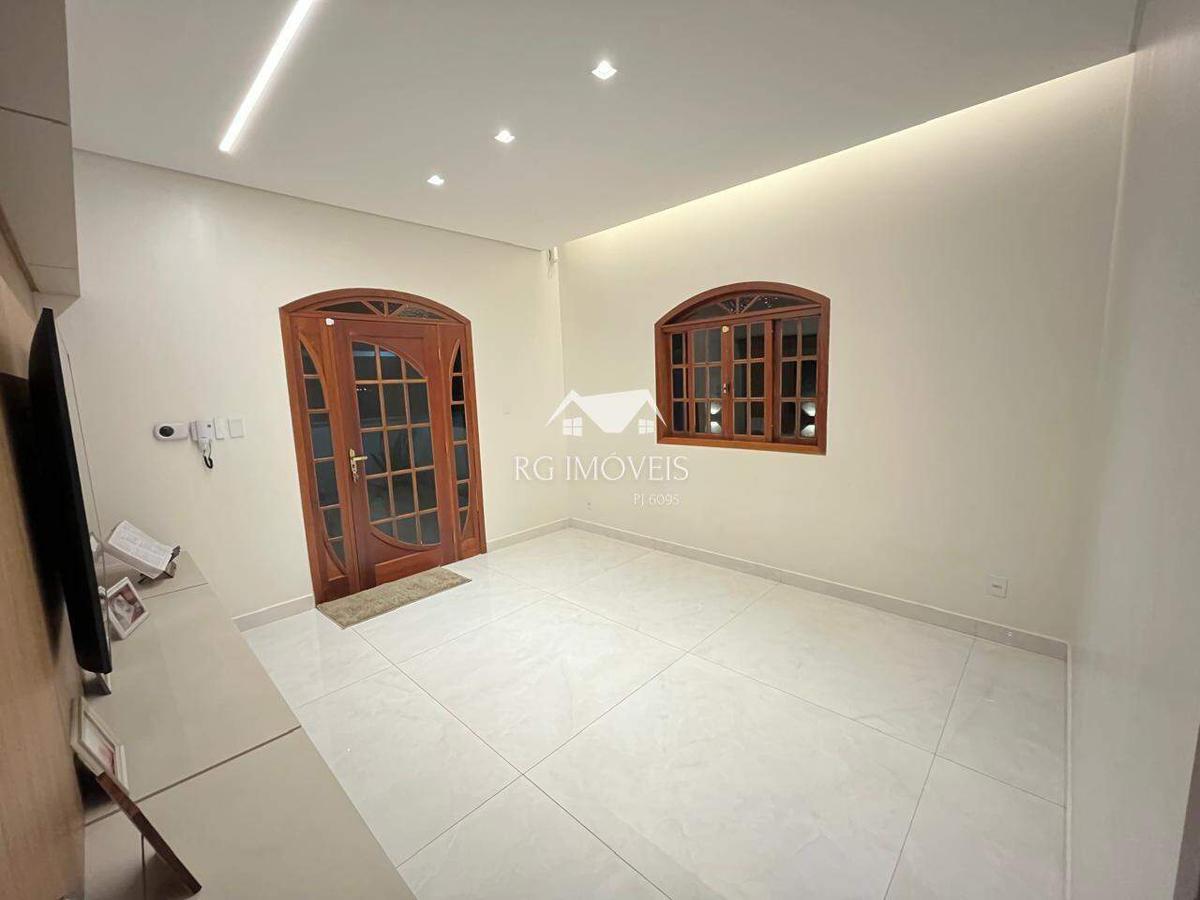 Casa, Conjunto Habitacional Bueno Franco, 3 Quartos, 4 Vagas