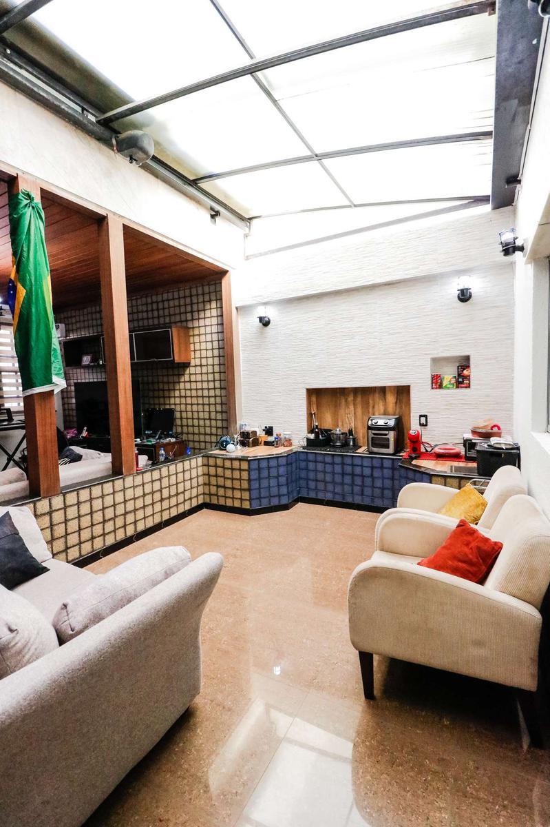 Casa, Sagrada Família, 4 Quartos, 5 Vagas, 1 Suíte