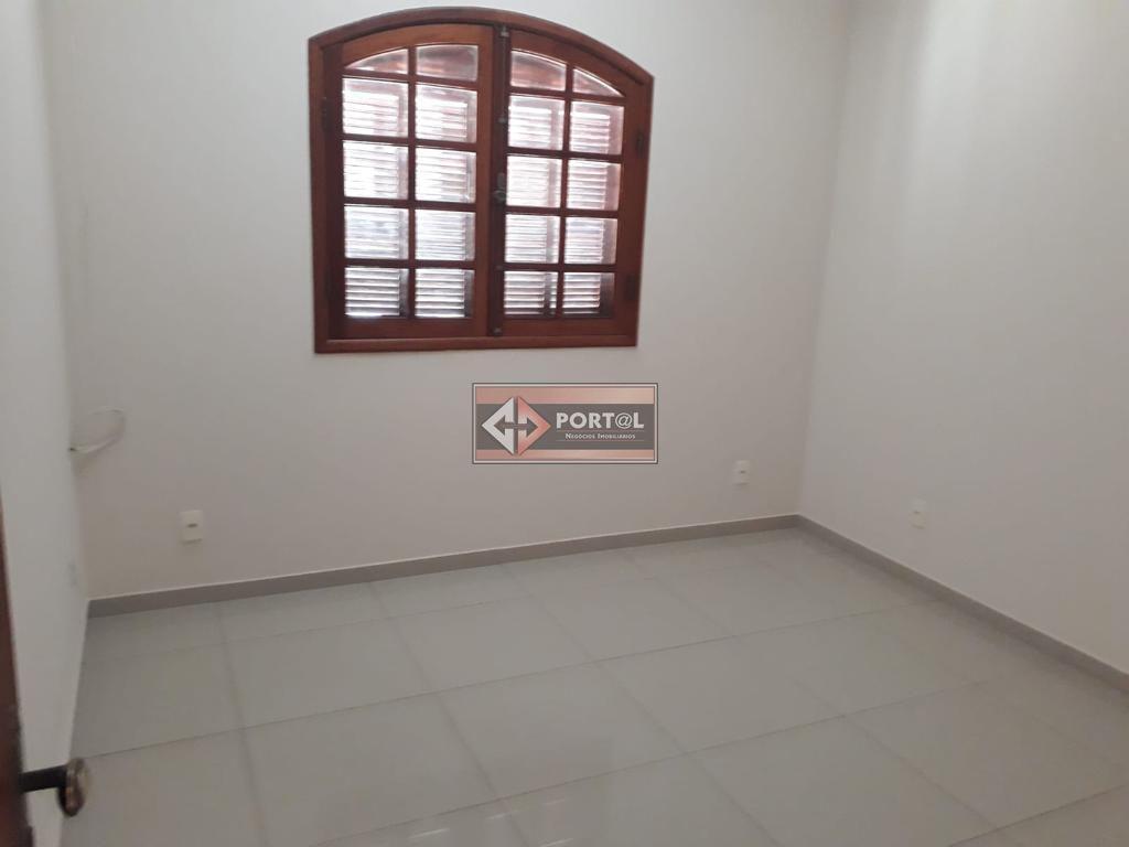 Casa, Vitória, 4 Quartos, 4 Vagas, 2 Suítes