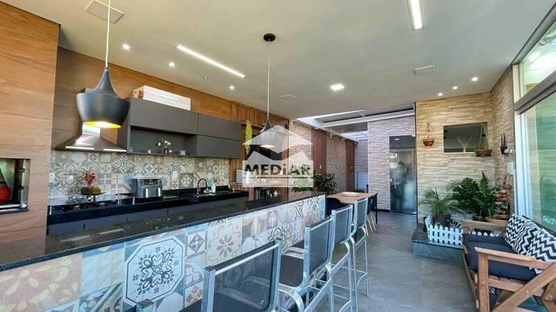 Apartamento, Castelo, 3 Quartos, 3 Vagas, 1 Suíte