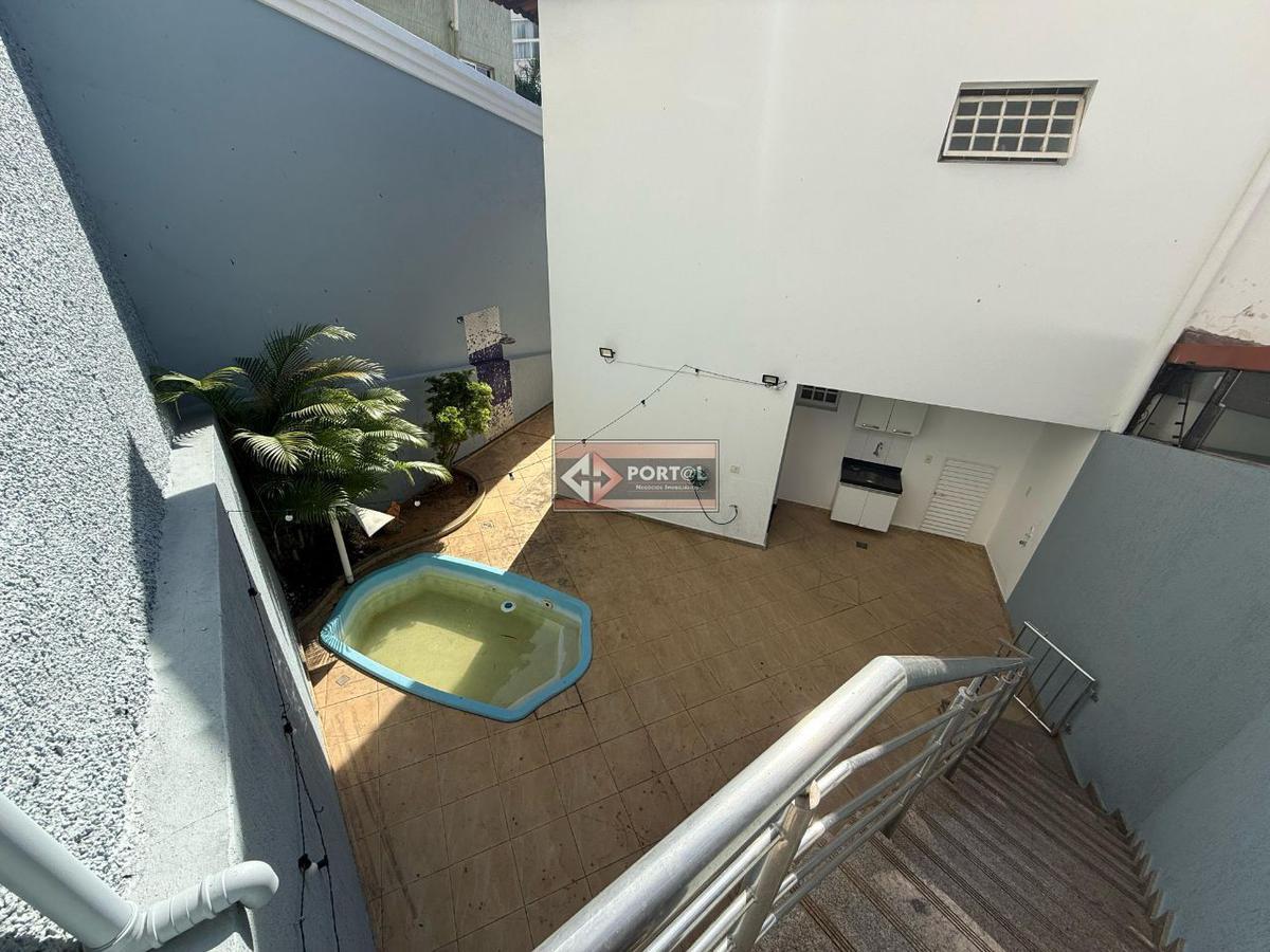 Casa, Itapoã, 3 Quartos, 4 Vagas, 1 Suíte
