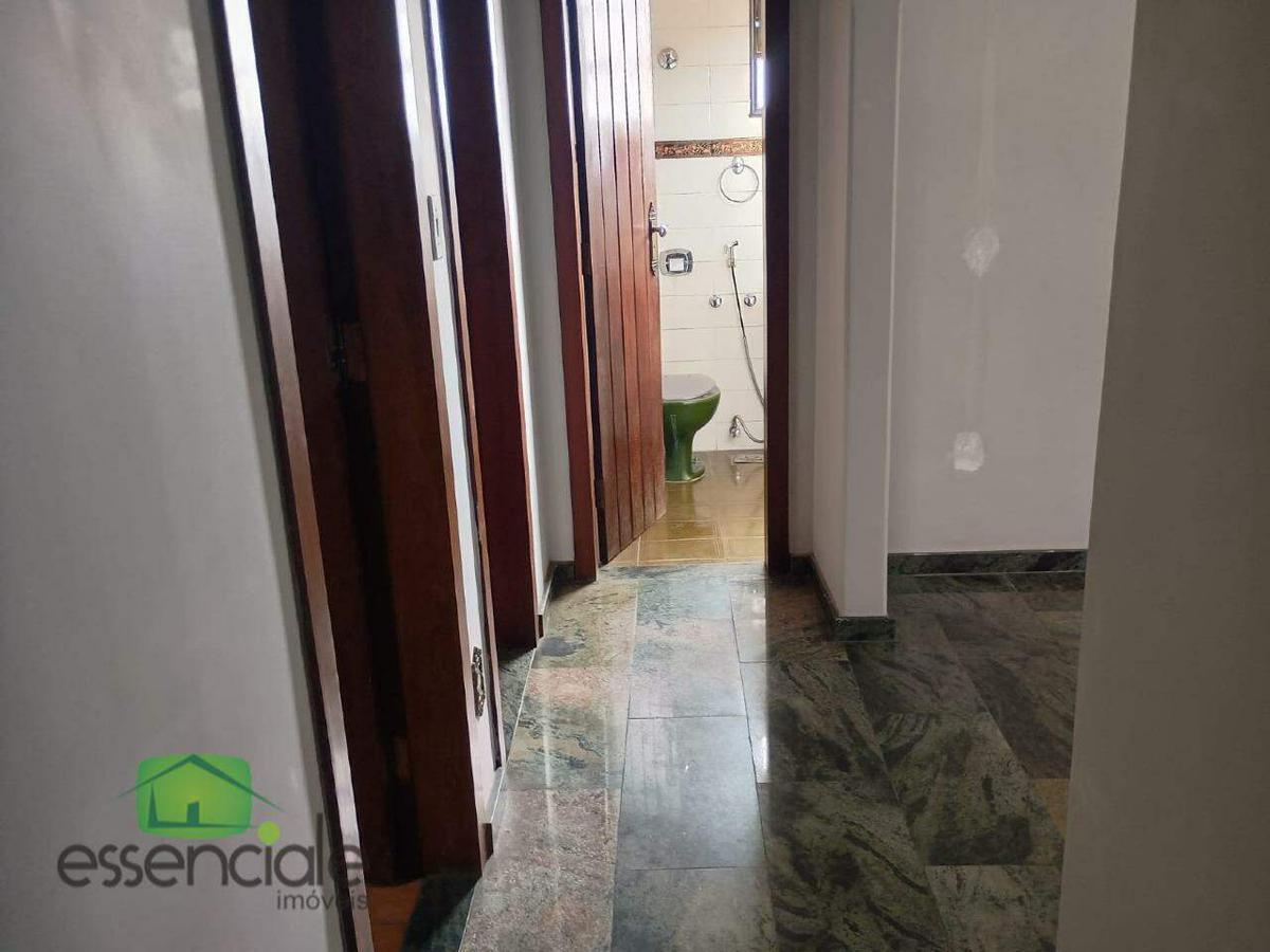 Casa Comercial, Centro, 3 Quartos, 6 Vagas, 1 Suíte