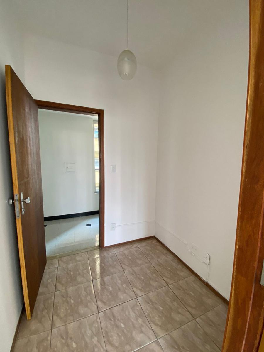 Sala, Savassi, 0 Quarto, 0 Vaga