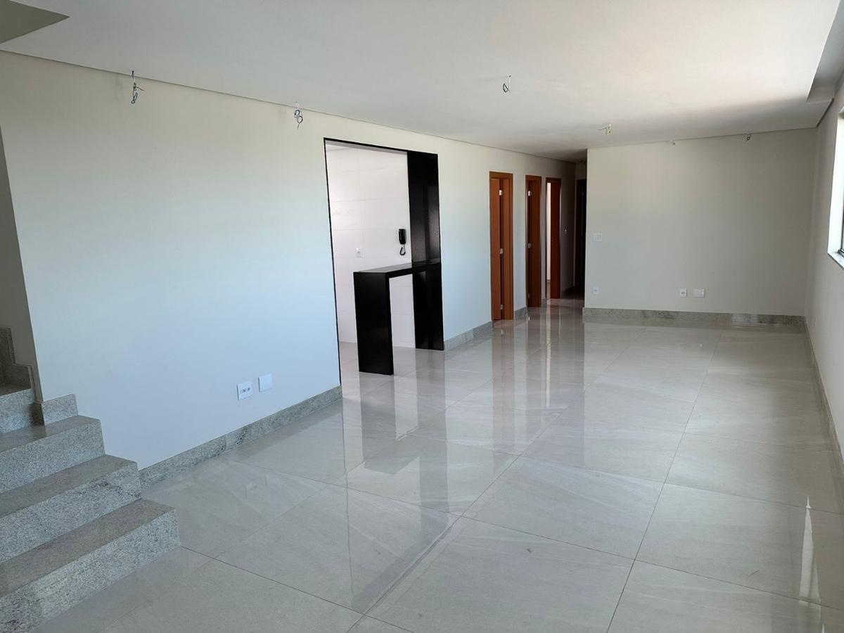 Cobertura, Serrano, 4 Quartos, 4 Vagas, 1 Suíte