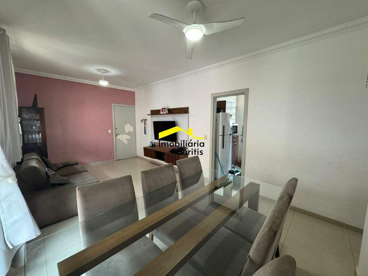 Apartamento, Estoril, 4 Quartos, 2 Vagas, 1 Suíte