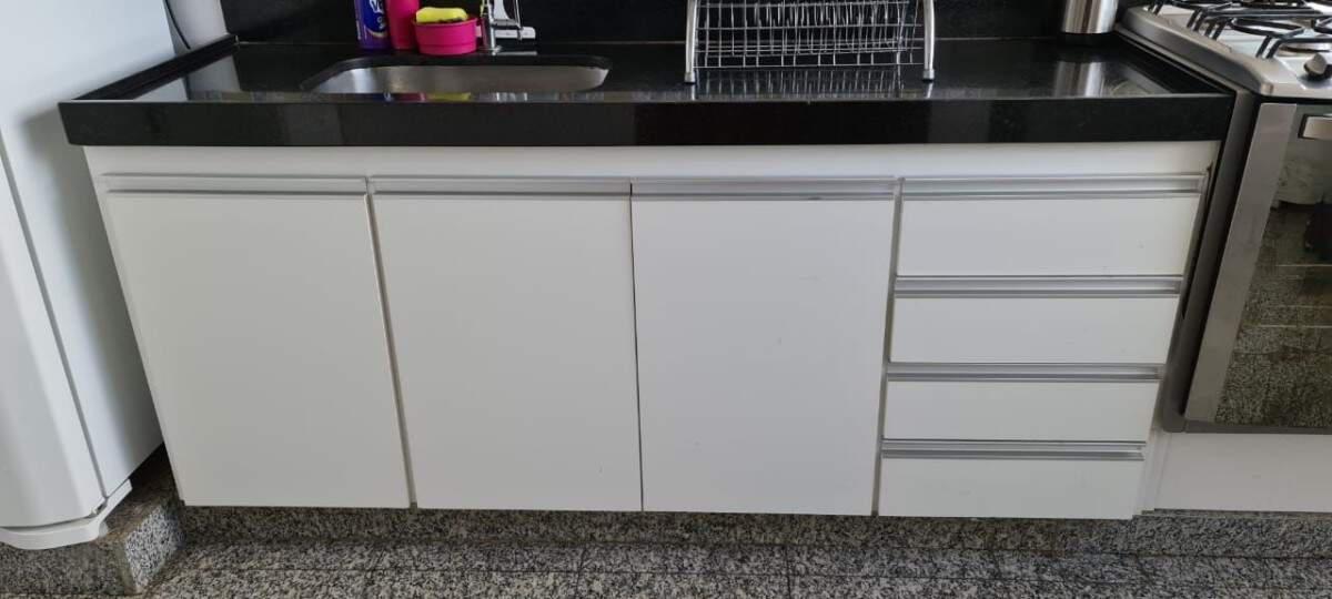 Apartamento, Sagrada Família, 2 Quartos, 1 Vaga