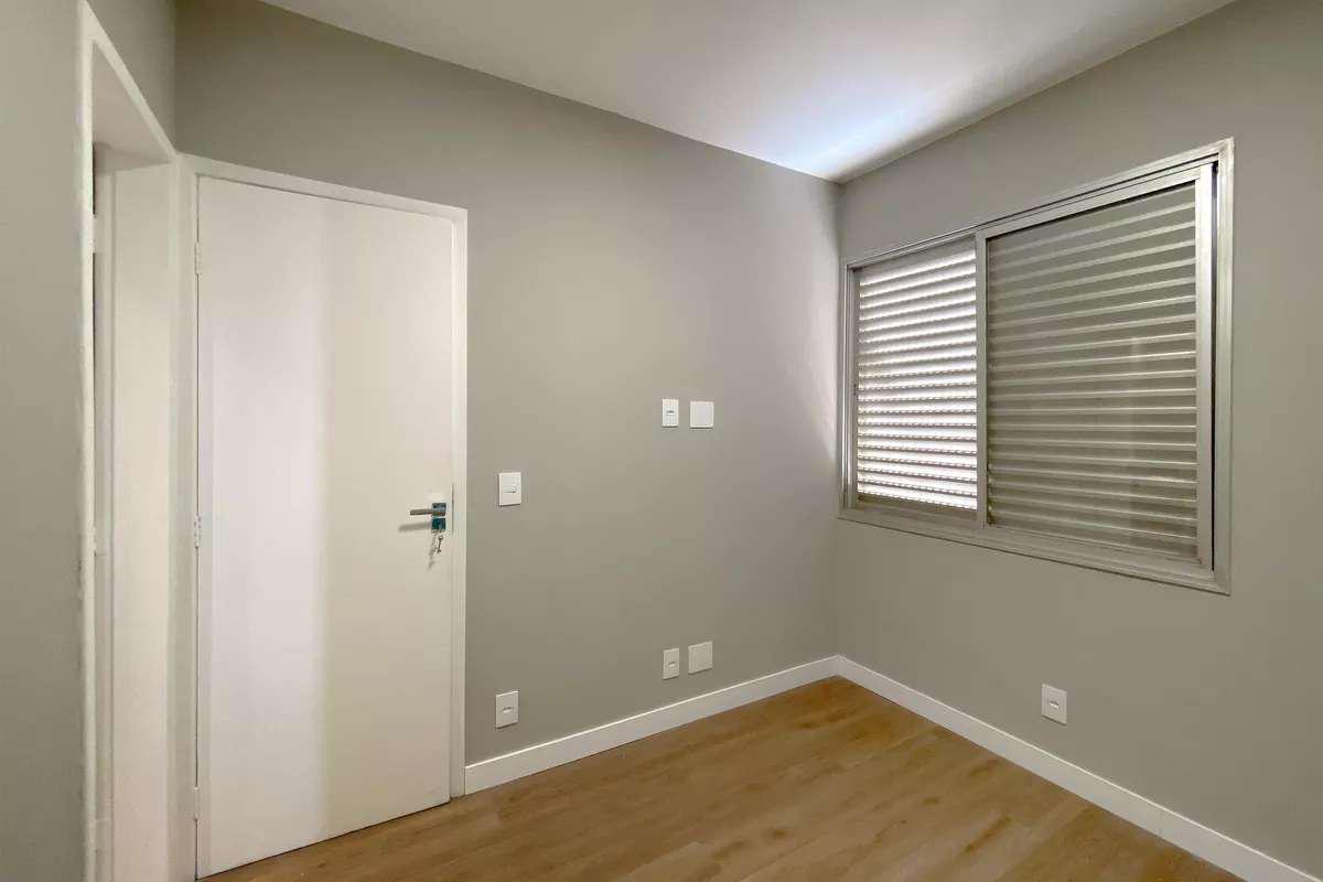 Apartamento, Vila Paris, 2 Quartos, 2 Vagas, 2 Suítes